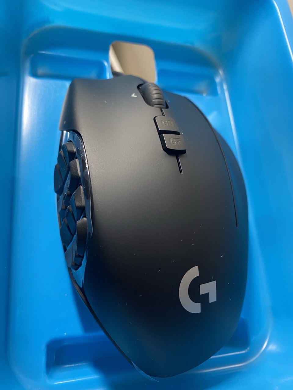 Pros and Cons of the Logitech G600 MMO Gaming Mouse details 1