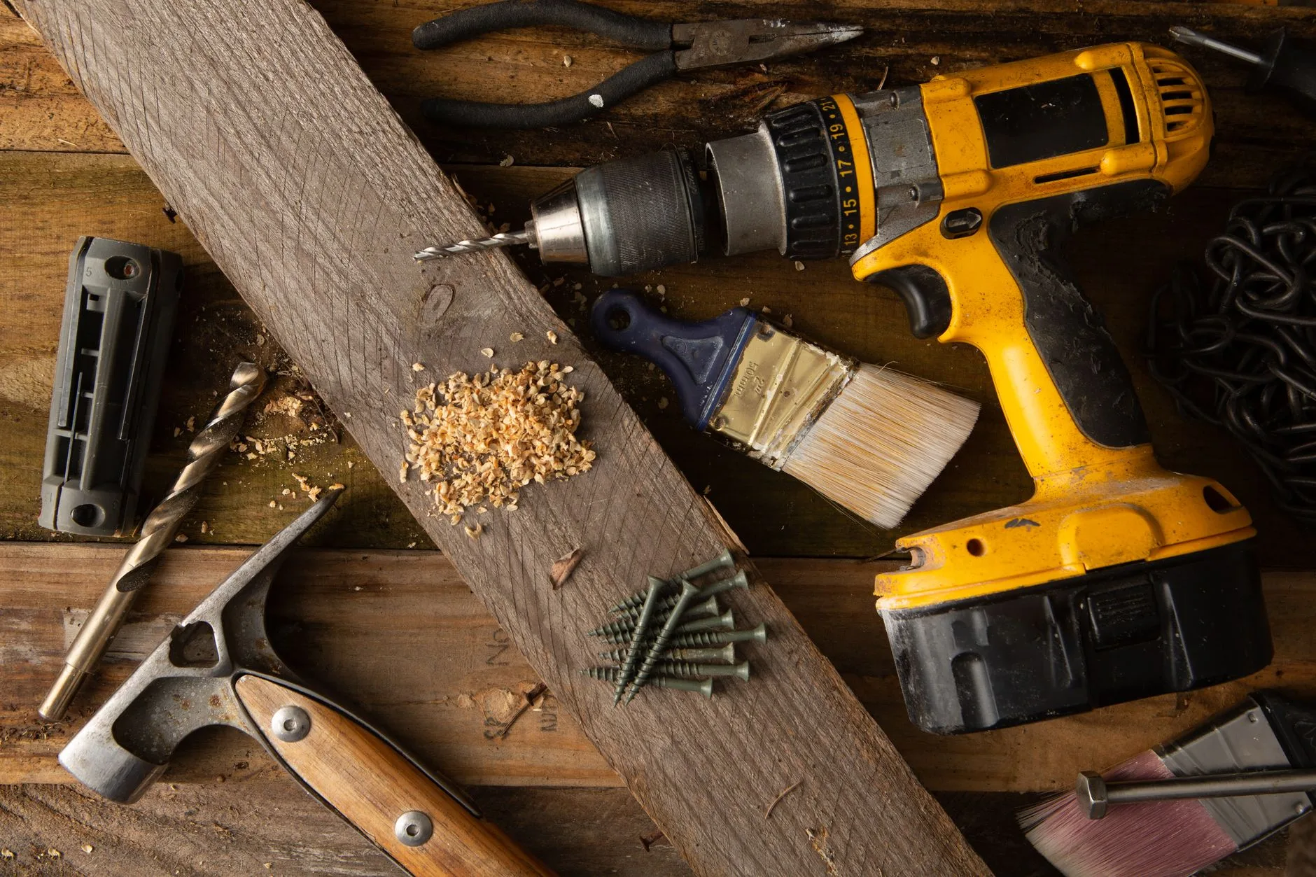 Best Battery Powered Nail Guns for DIY: 9 Top Picks for Cordless Home Projects