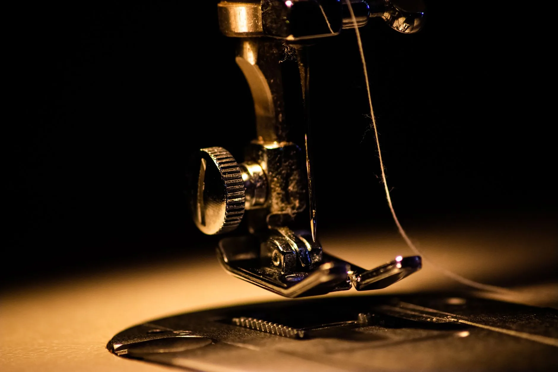 Best Computerized Sewing Machines of 2026: Top Picks for Beginners, Quilters & Home Sewists