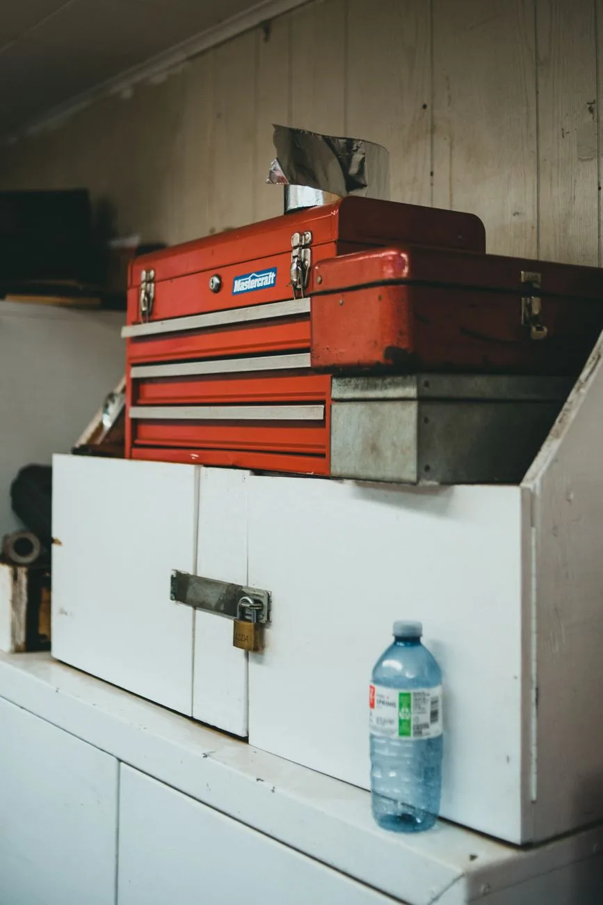 Best Rolling Tool Chests for Garages of 2026: 9 Top Picks for Storage, Durability & Space-Saving Organization