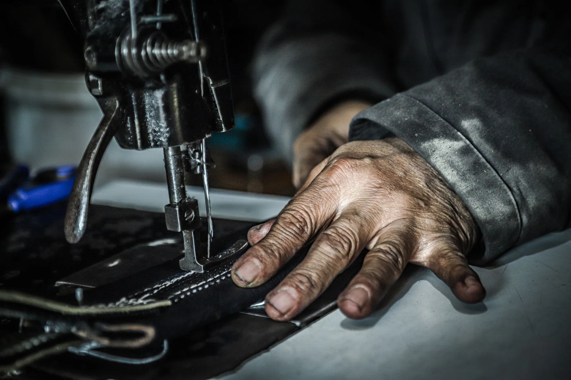 Best Sewing Machines for Leather in 2026: Top Picks for Home Projects, Bags, Boots, and Repairs